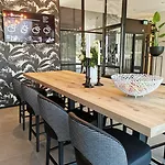 Отель Gr8 Maastricht Aachen Airport Бек