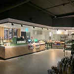 Gr8 Maastricht Aachen Airport 3* Бек