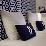 Gr8 Maastricht Aachen Airport Szálloda Beek