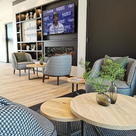 Gr8 Maastricht Aachen Airport Hotel 3*