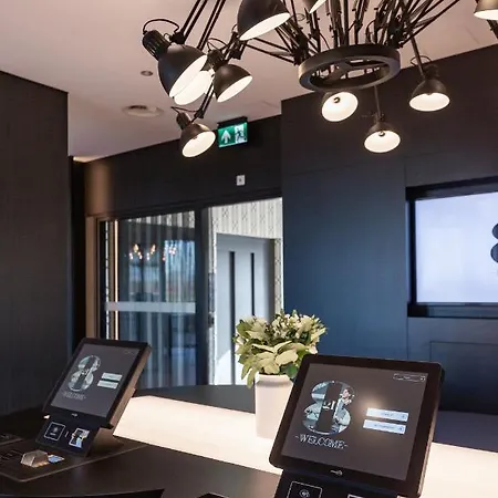 Hotell Gr8 Maastricht Aachen Airport 3*