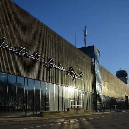 Hotel Gr8 Maastricht Aachen Airport 3*