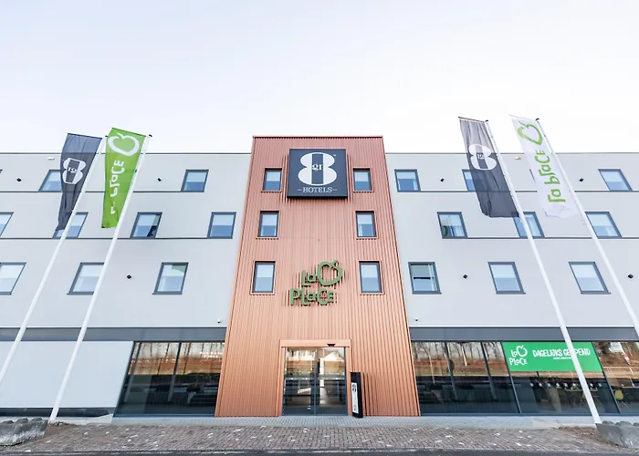 Gr8 Maastricht Aachen Airport 贝克